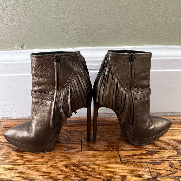 Saint Laurent Janice Booties Gold w/Tassels size 37 - Picture 5 of 5